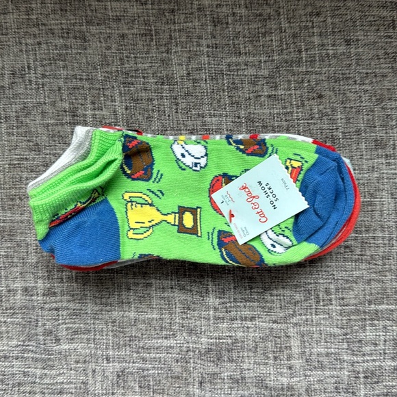 Cat & Jack Other - Cat & Jack Boys No-Show Sports Socks 7 Pairs Size Large Shoe Sizes 3-10